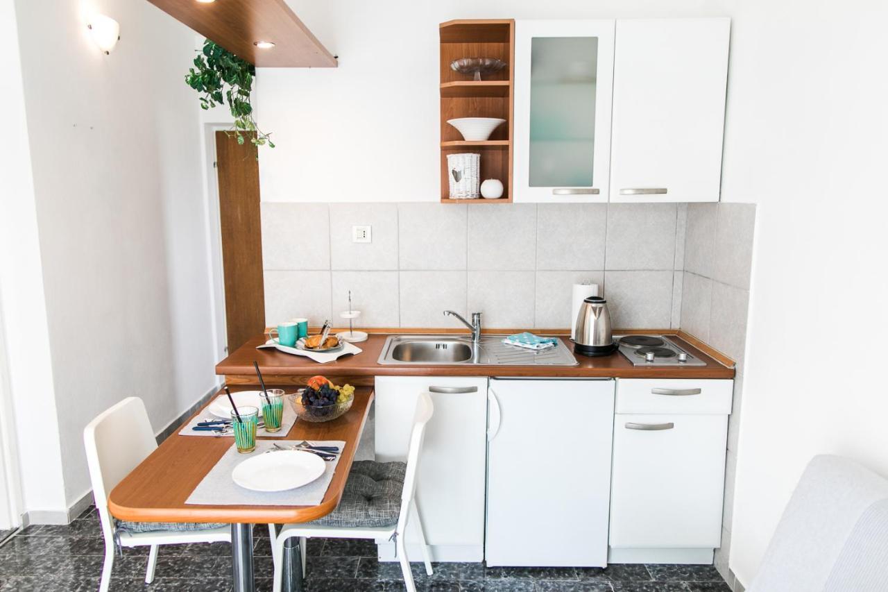 Apartmani Sanja Vodice Exterior photo